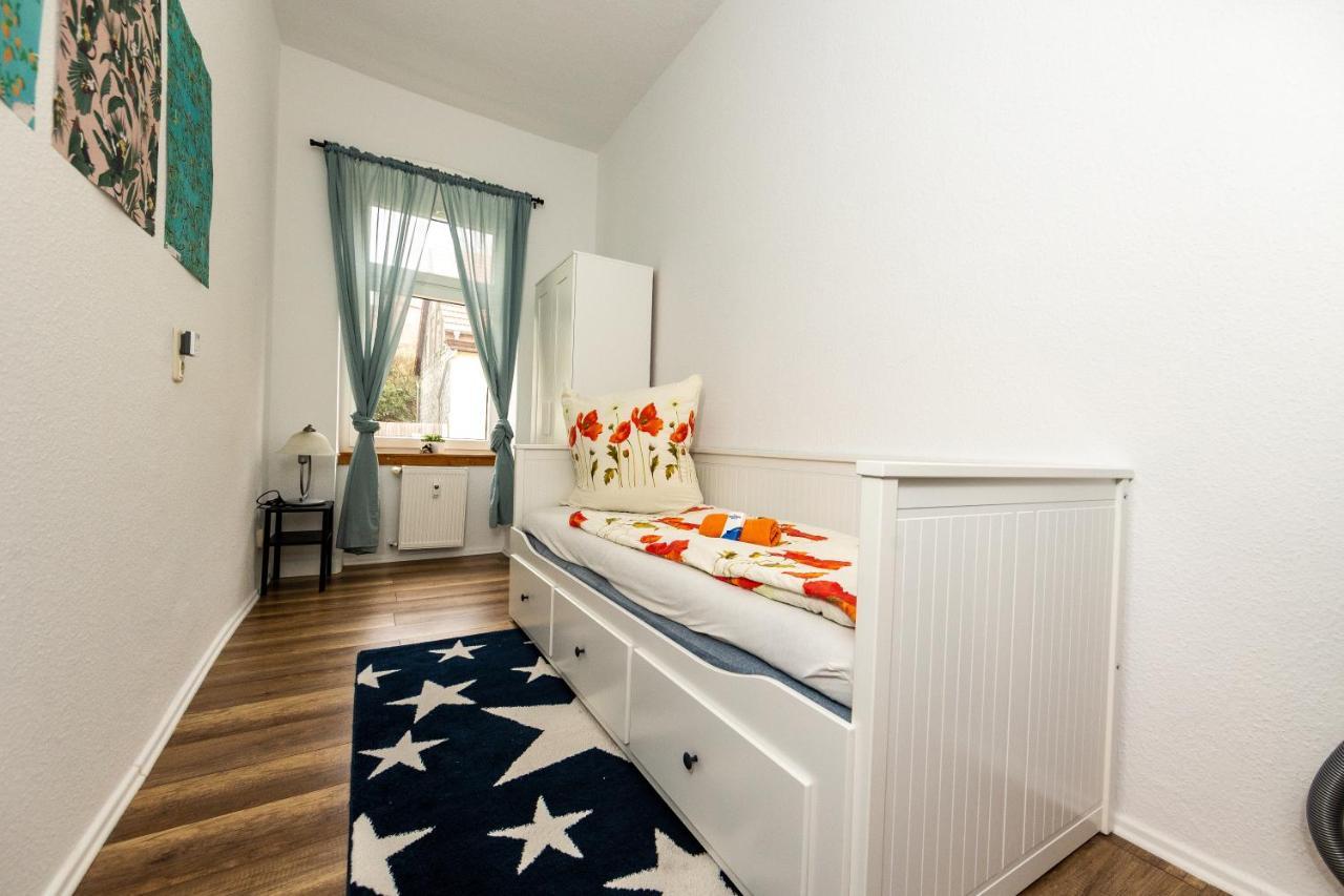 Grossraum-Apartments Mit 2Sz, Wz, Kueche, Smart-Tv, Parken, Etc Erfurt Exteriör bild