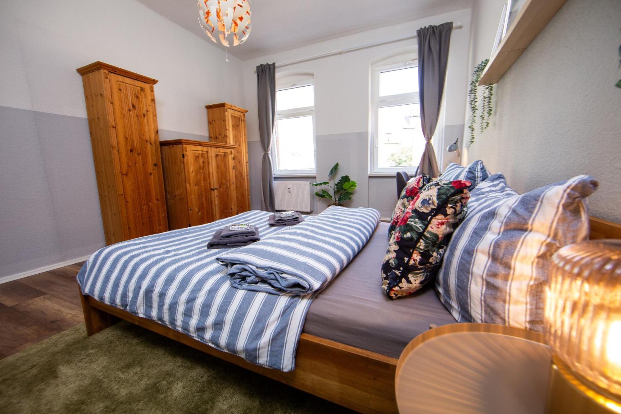 Grossraum-Apartments Mit 2Sz, Wz, Kueche, Smart-Tv, Parken, Etc Erfurt Rum bild