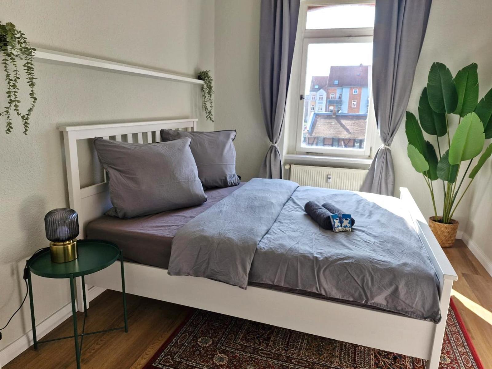 Grossraum-Apartments Mit 2Sz, Wz, Kueche, Smart-Tv, Parken, Etc Erfurt Rum bild